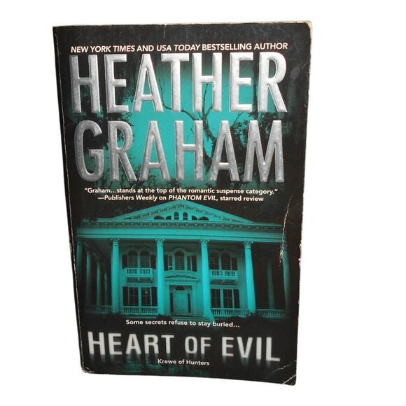 Heart of Evil by Heather Graham Paperback 2011 Krewe of Hunters Book 2 - Picture 1 of 8